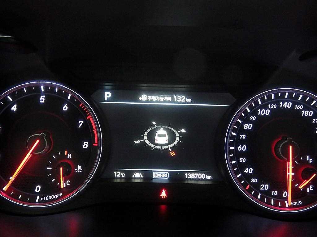 Genesis G70 - Vista 11