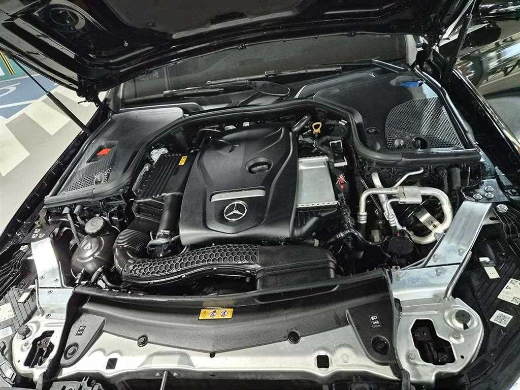 Mercedes Benz E class 2023 Negro - Importación desde Corea - HF Imports Iquique - Foto 19