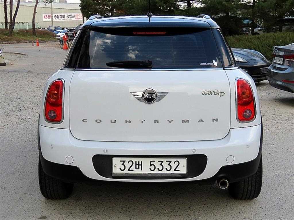 Mini Countryman - Vista 4