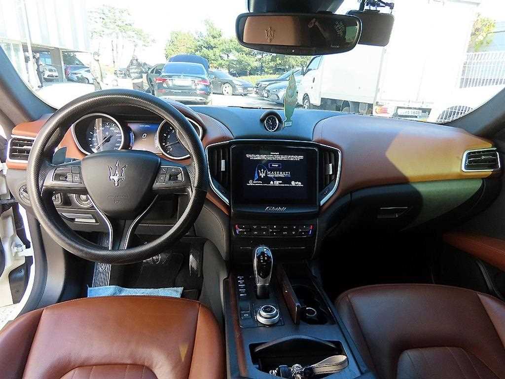 Maserati Ghibli - Vista 7