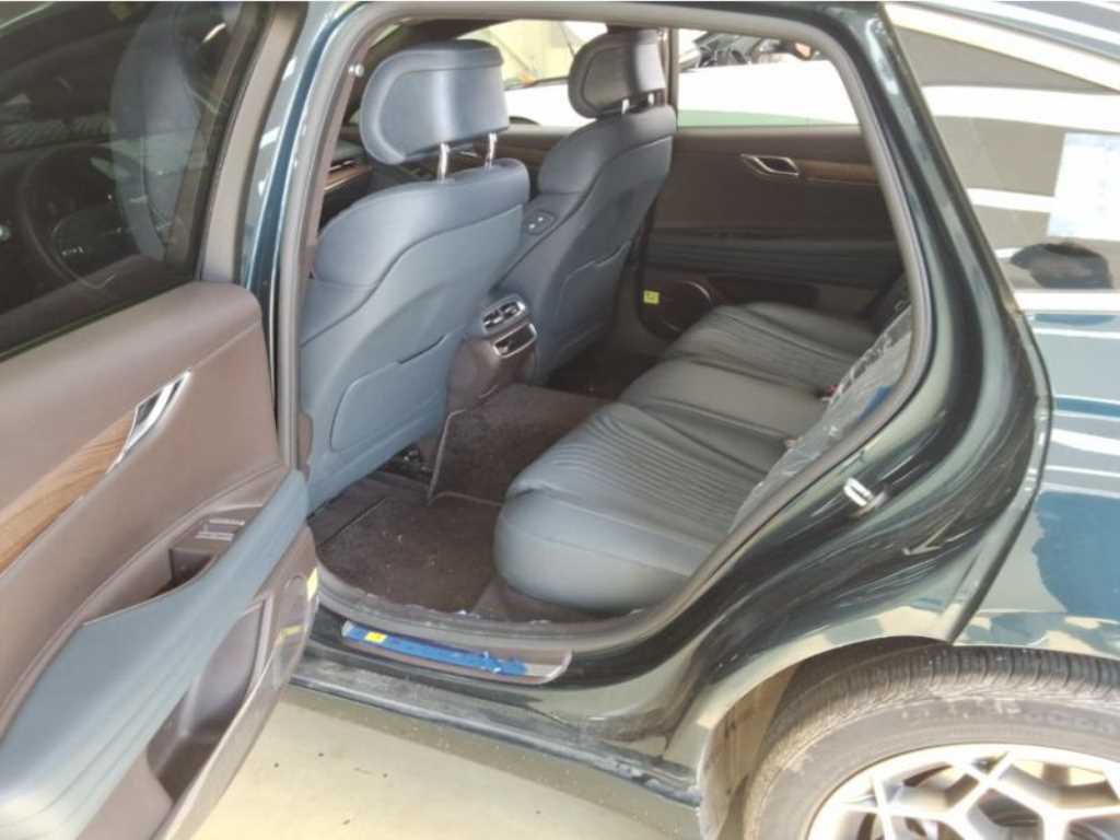 Genesis G80 - Vista 5