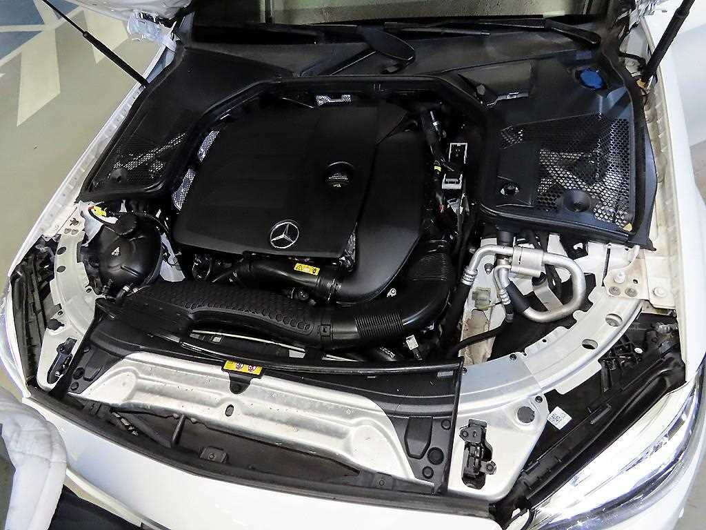 Mercedes Benz C Class 2021 Blanco - Importación desde Corea - HF Imports Iquique - Foto 19