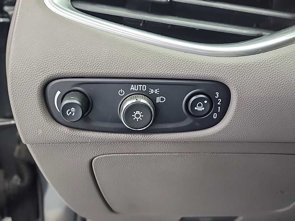 Chevrolet Malibu 2017 Gris - Importación desde Corea - HF Imports Iquique - Foto 15