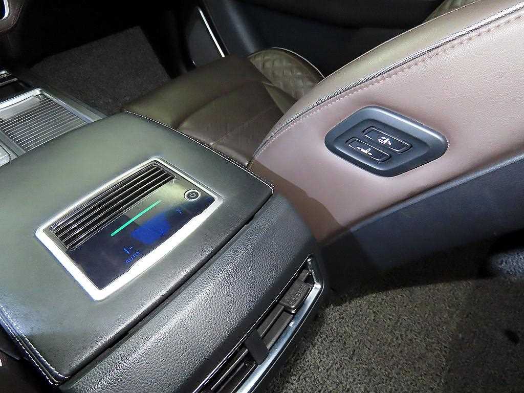 Ssangyong Rexton 2022 Gris - Importación desde Corea - HF Imports Iquique - Foto 15