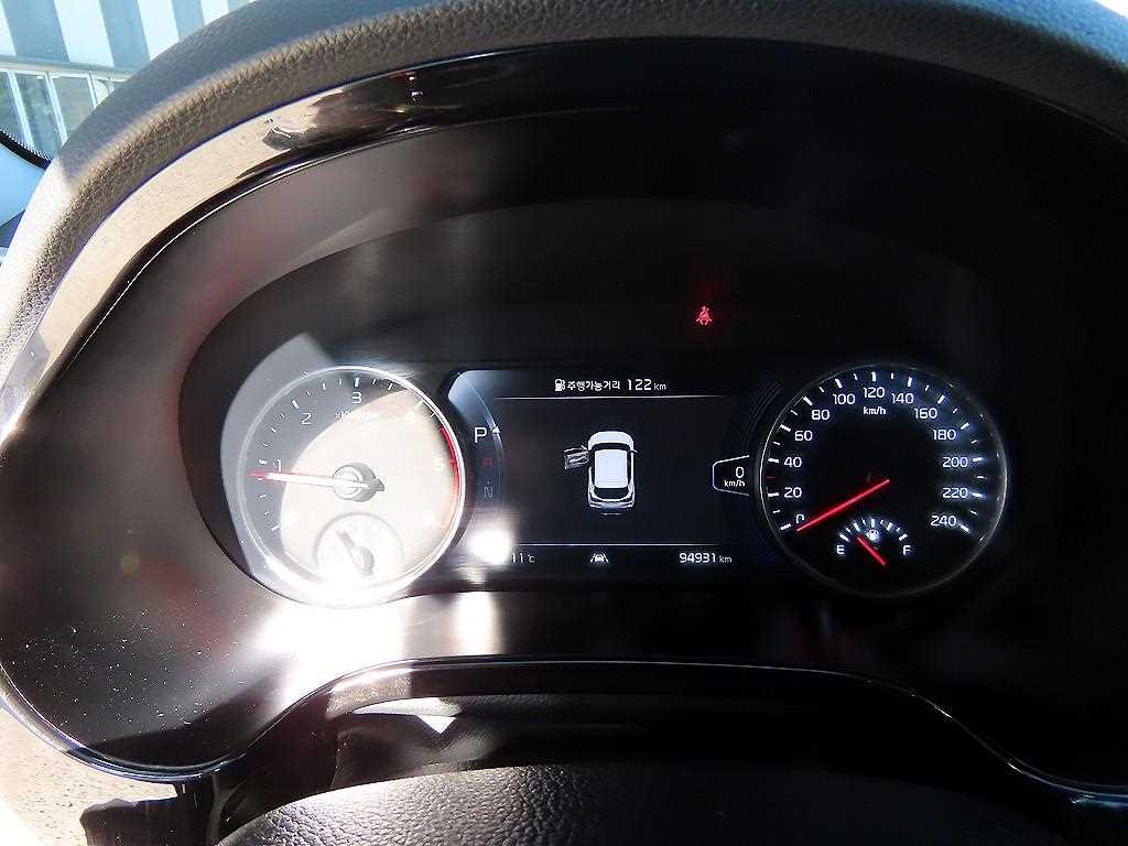 KIA Seltos - Vista 9