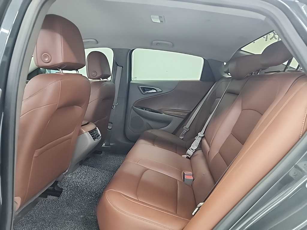 Chevrolet Malibu - Vista 12