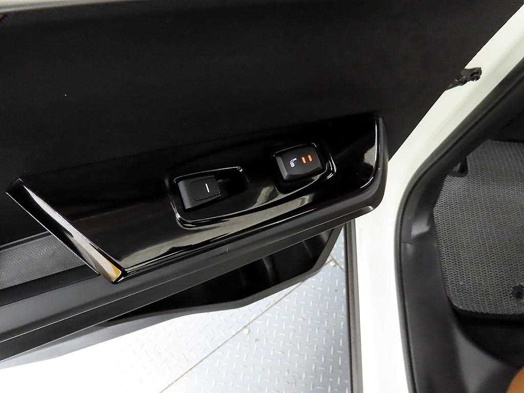 Ssangyong Torres - Vista 12