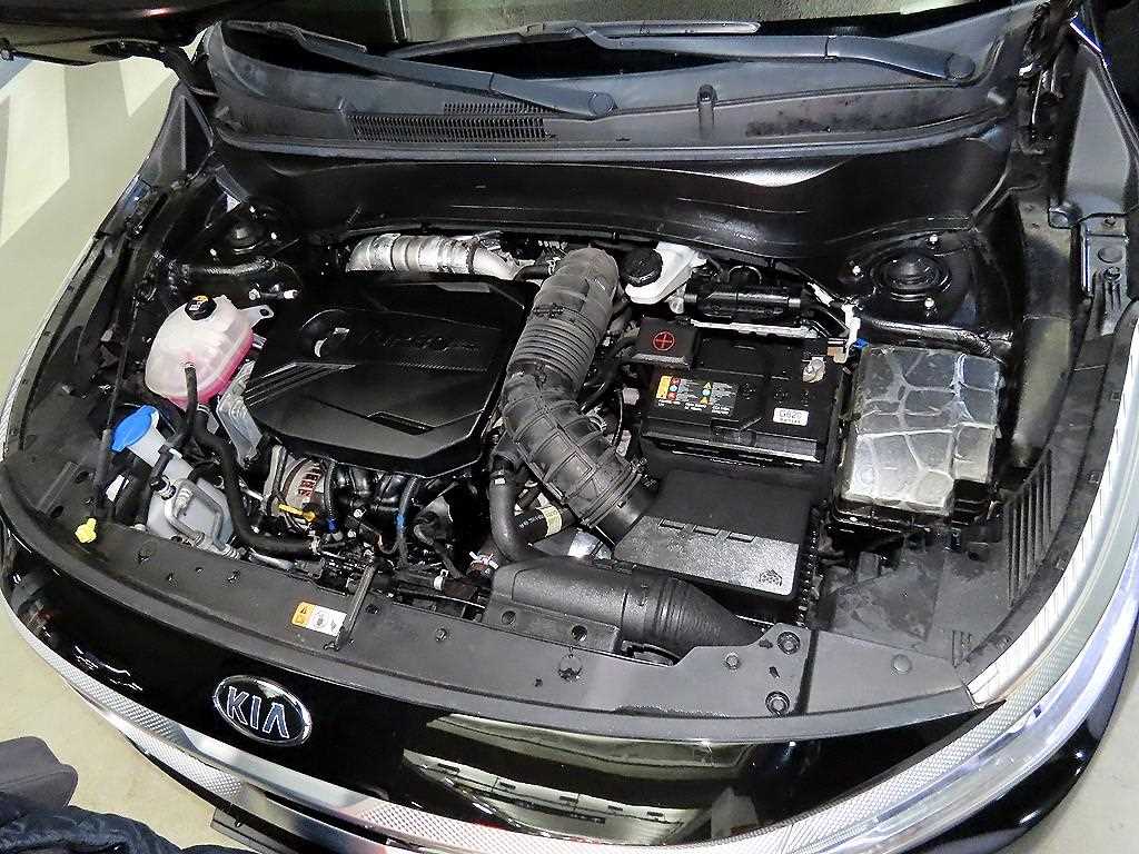 KIA Seltos 2022 Negro - Importación desde Corea - HF Imports Iquique - Foto 19