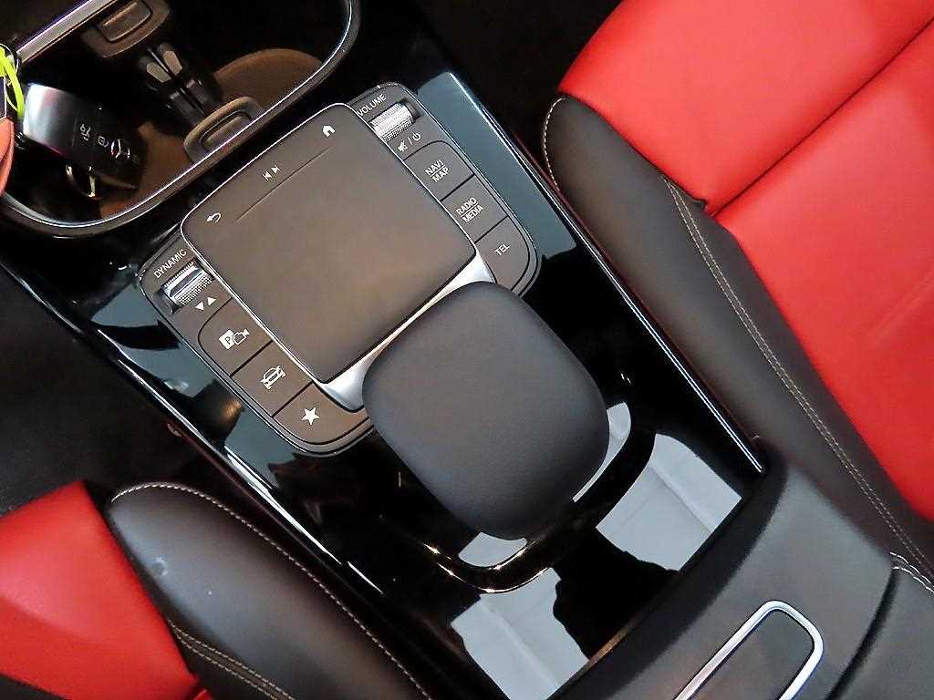 Mercedes Benz CLA Class 2021 Blanco - Importación desde Corea - HF Imports Iquique - Foto 13