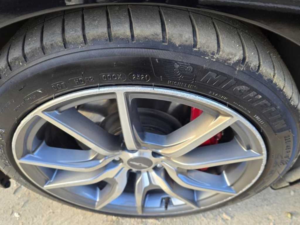 Genesis G70 - Vista 7