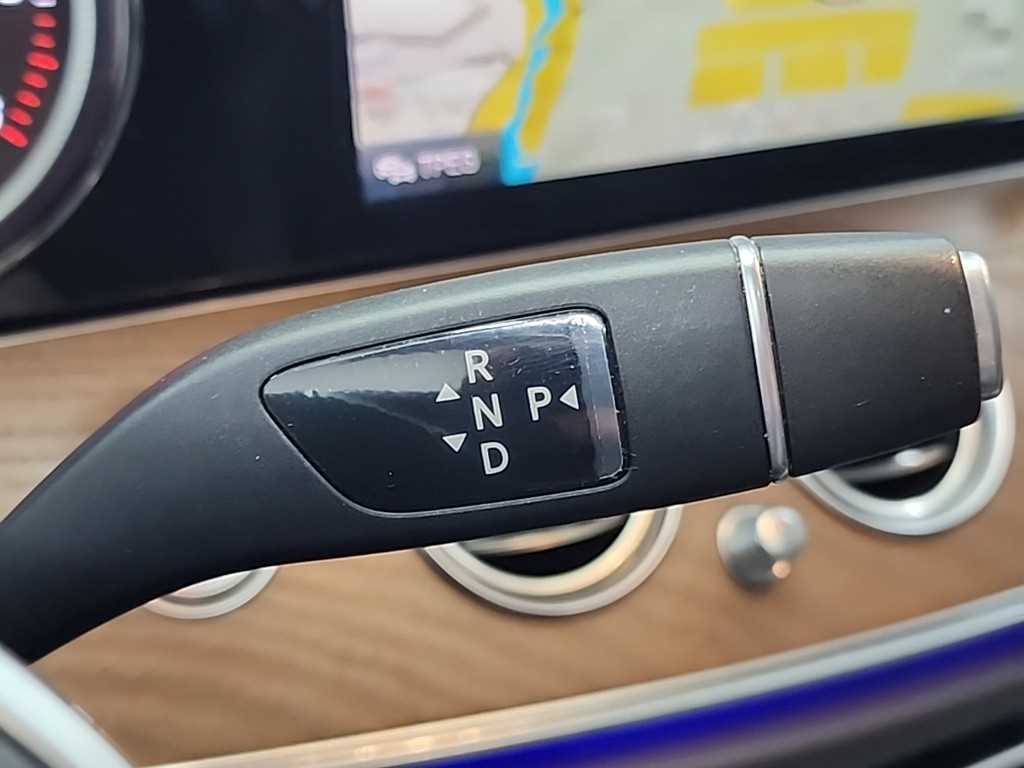 Mercedes Benz E class 2019 Blanco - Importación desde Corea - HF Imports Iquique - Foto 13