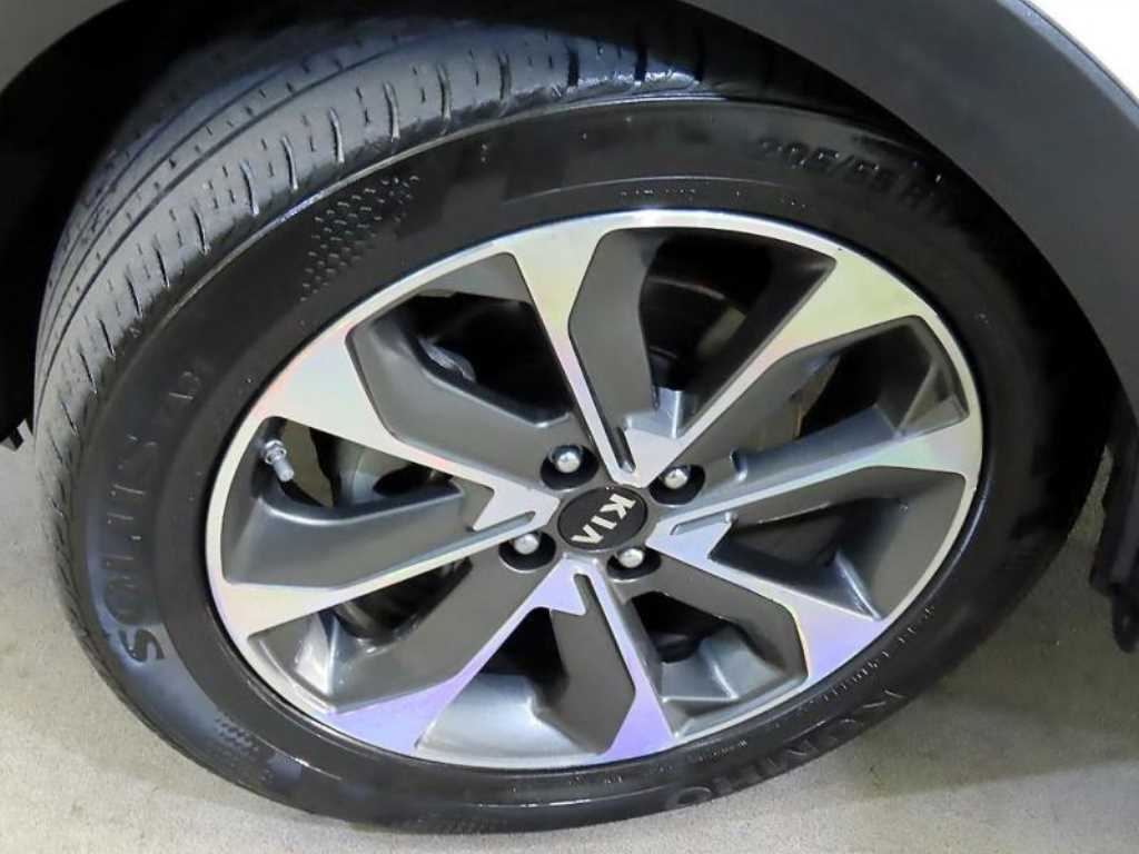 KIA Stonic 2018 Blanco - Importación desde Corea - HF Imports Iquique - Foto 18