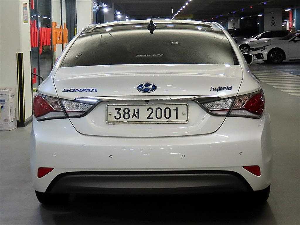 HYUNDAI Sonata - Vista 5