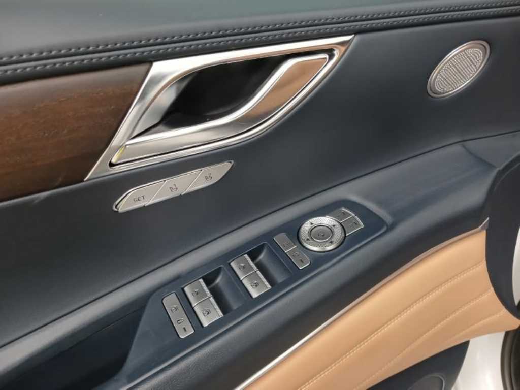 Genesis GV80 - Vista 9