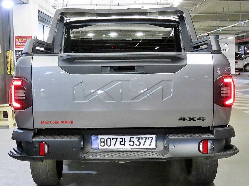 KIA Tasman - Vista 5