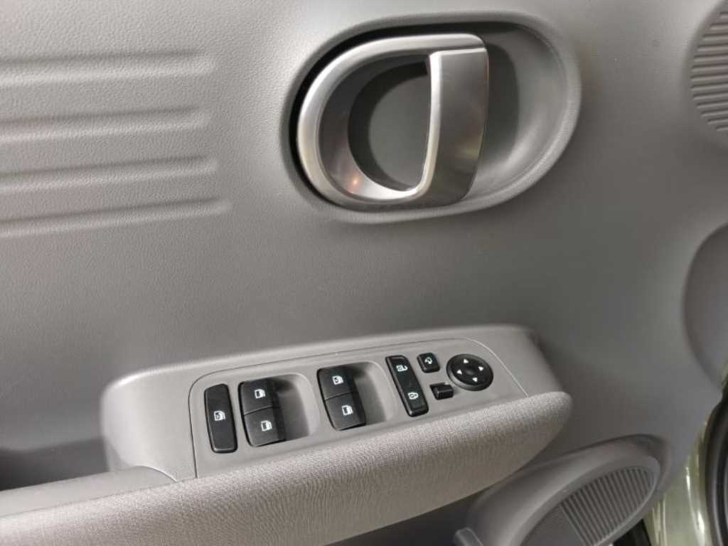 HYUNDAI Casper - Vista 9