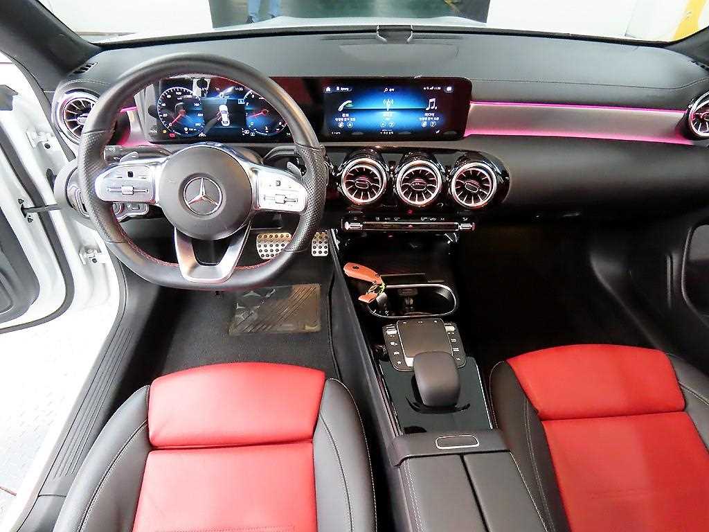 Mercedes Benz CLA Class - Vista 7