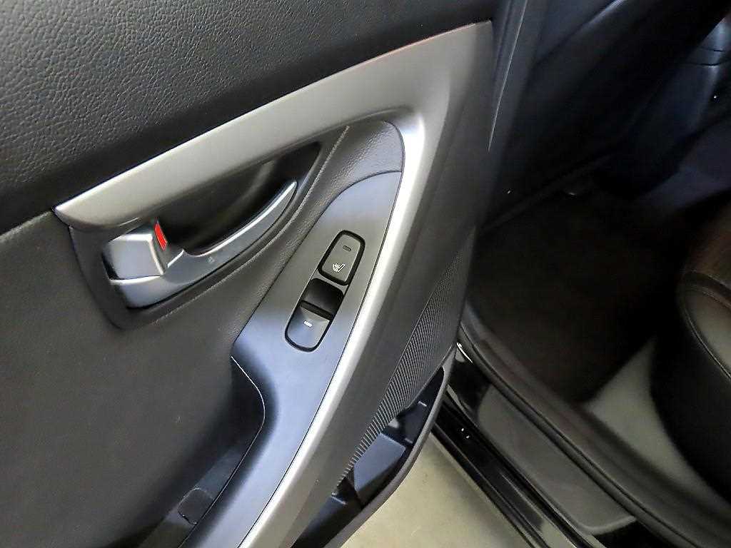 HYUNDAI Avante 2014 Negro - Importación desde Corea - HF Imports Iquique - Foto 17