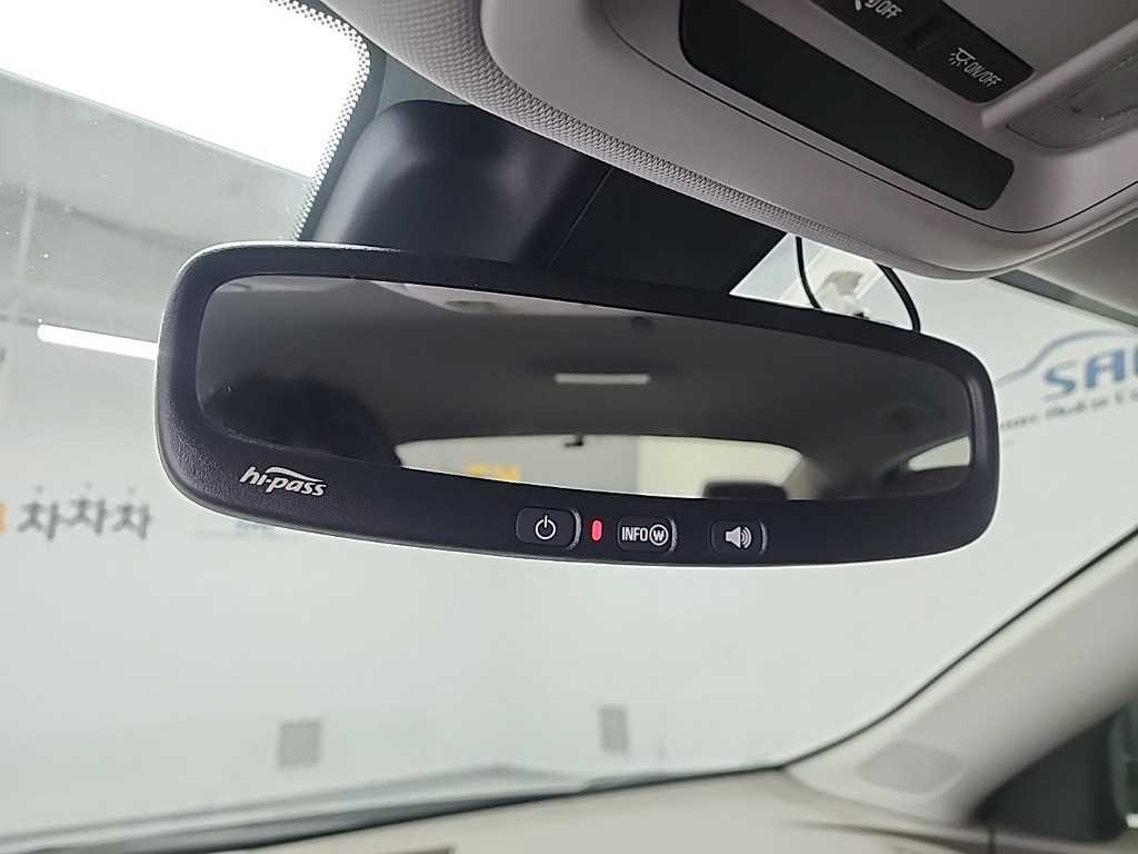 Chevrolet Malibu 2017 Gris - Importación desde Corea - HF Imports Iquique - Foto 17