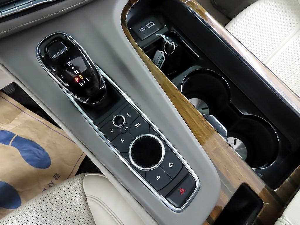 Cadillac Escalade - Vista 12