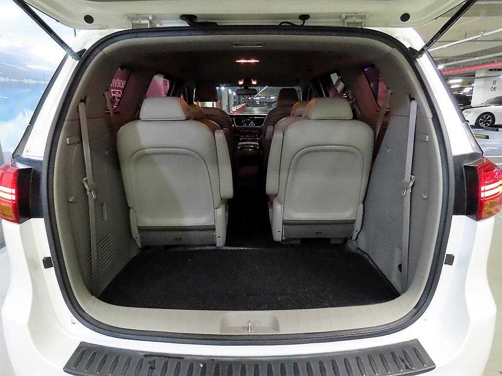 KIA Carnival 2016 Blanco - Importación desde Corea - HF Imports Iquique - Foto 17