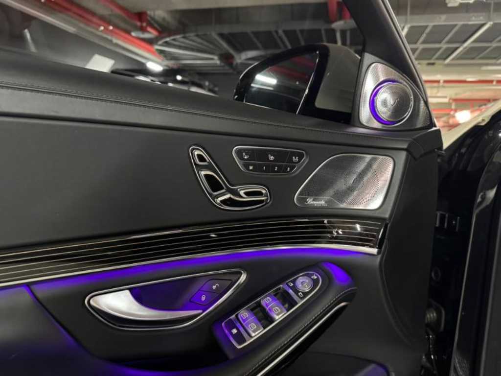 Mercedes Benz S Class - Vista 12