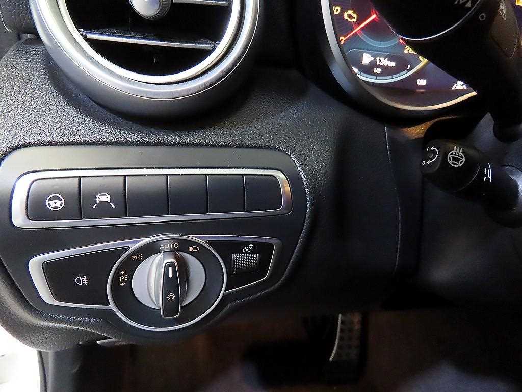 Mercedes Benz C Class 2021 Blanco - Importación desde Corea - HF Imports Iquique - Foto 15