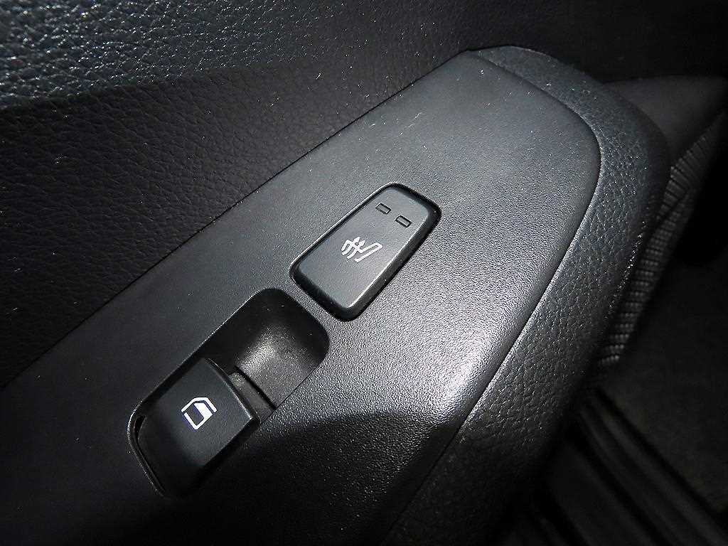 KIA Seltos 2022 Negro - Importación desde Corea - HF Imports Iquique - Foto 15