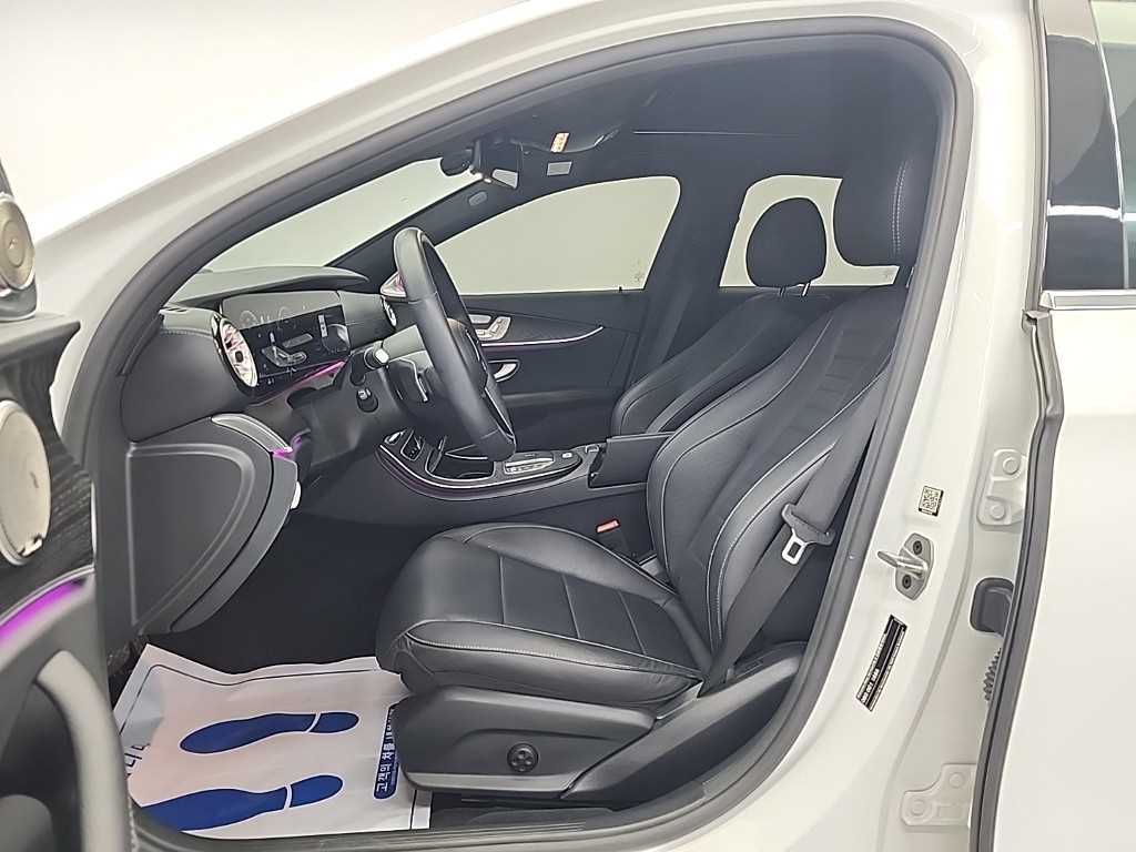 Mercedes Benz E class - Vista 11