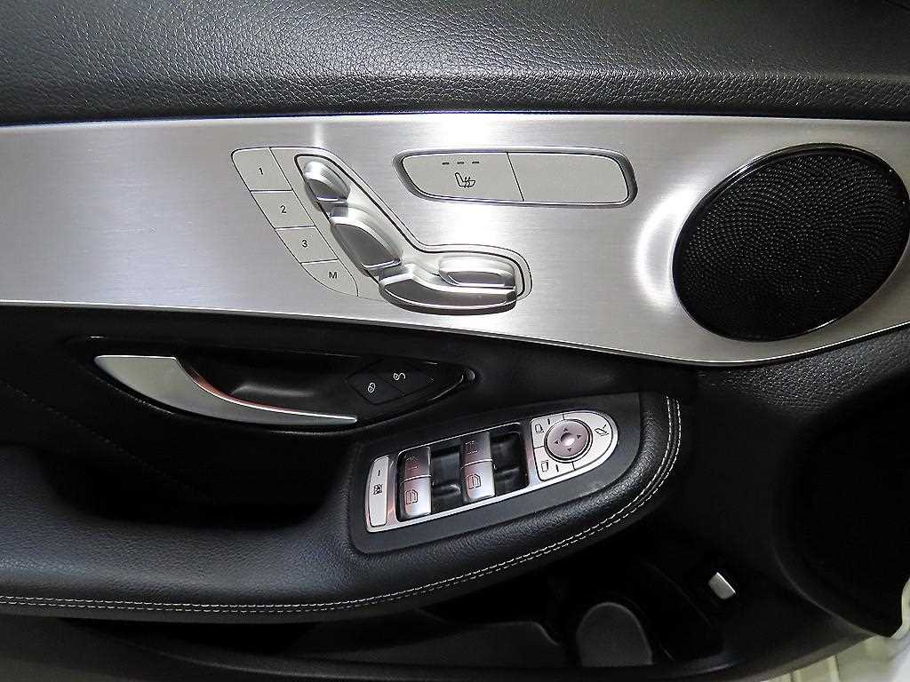 Mercedes Benz C Class 2021 Blanco - Importación desde Corea - HF Imports Iquique - Foto 14