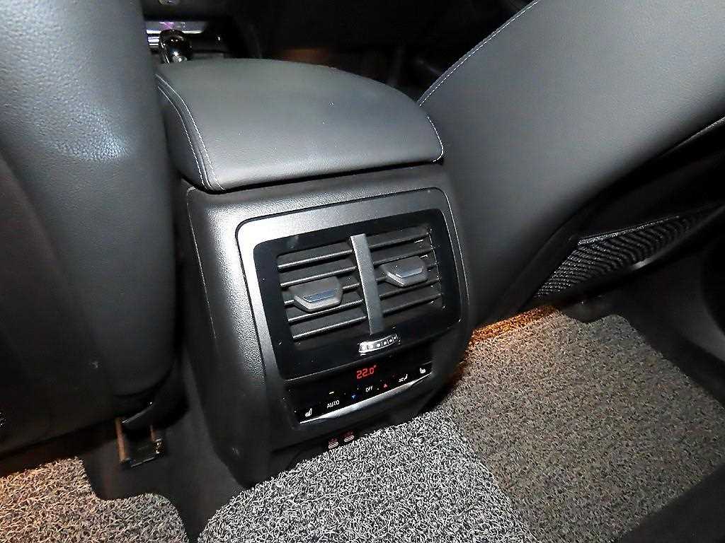 BMW X4 2023 Negro - Importación desde Corea - HF Imports Iquique - Foto 15