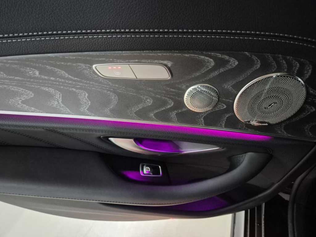 Mercedes Benz E class - Vista 9