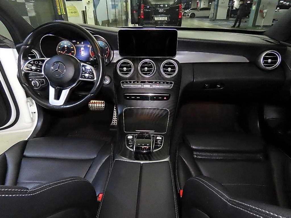 Mercedes Benz C Class - Vista 10