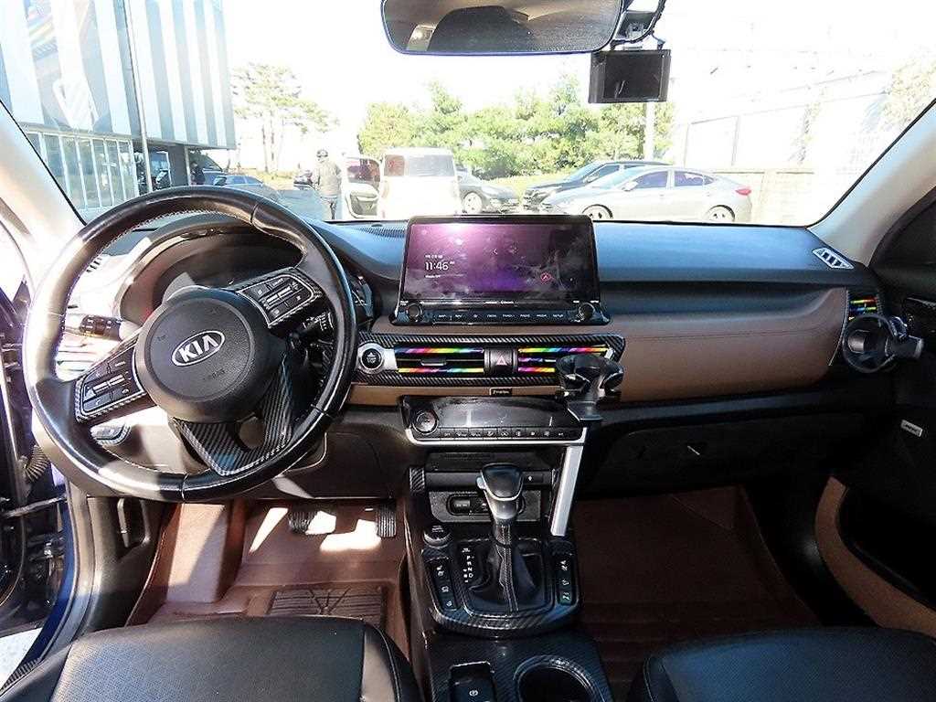 KIA Seltos - Vista 7