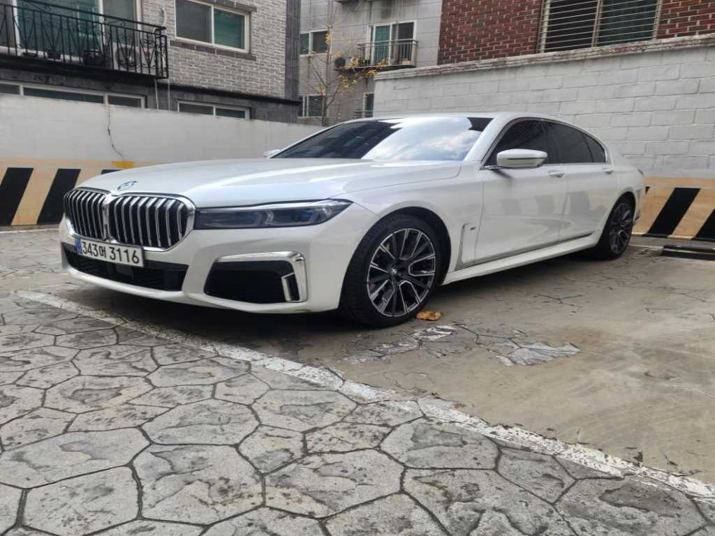BMW 7 Series - Vista 2