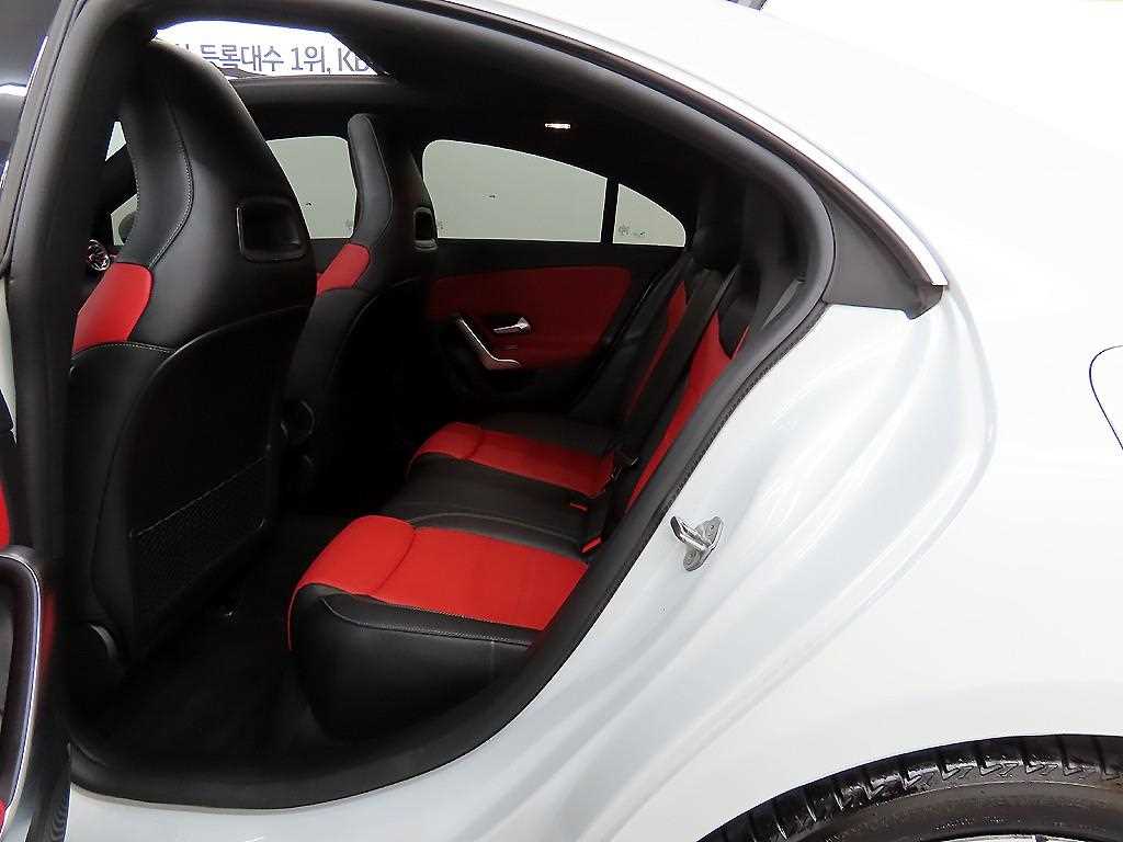 Mercedes Benz CLA Class - Vista 6