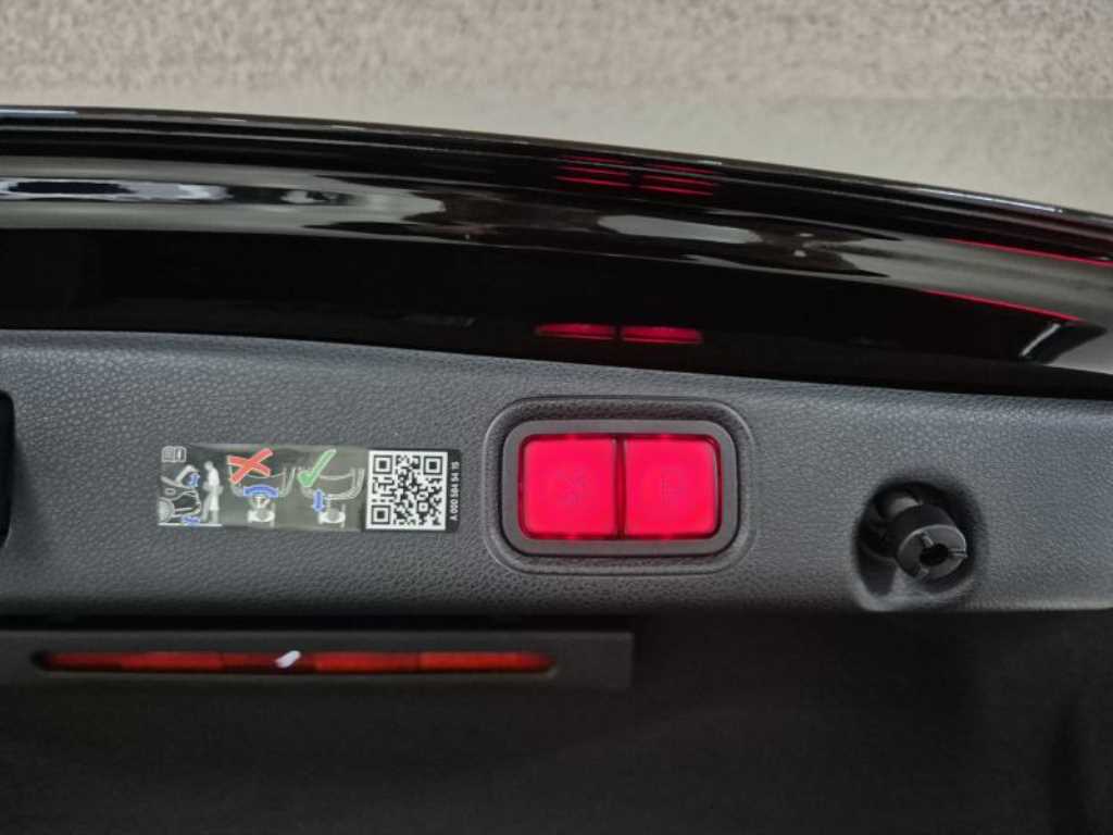 Mercedes Benz E class - Vista 6