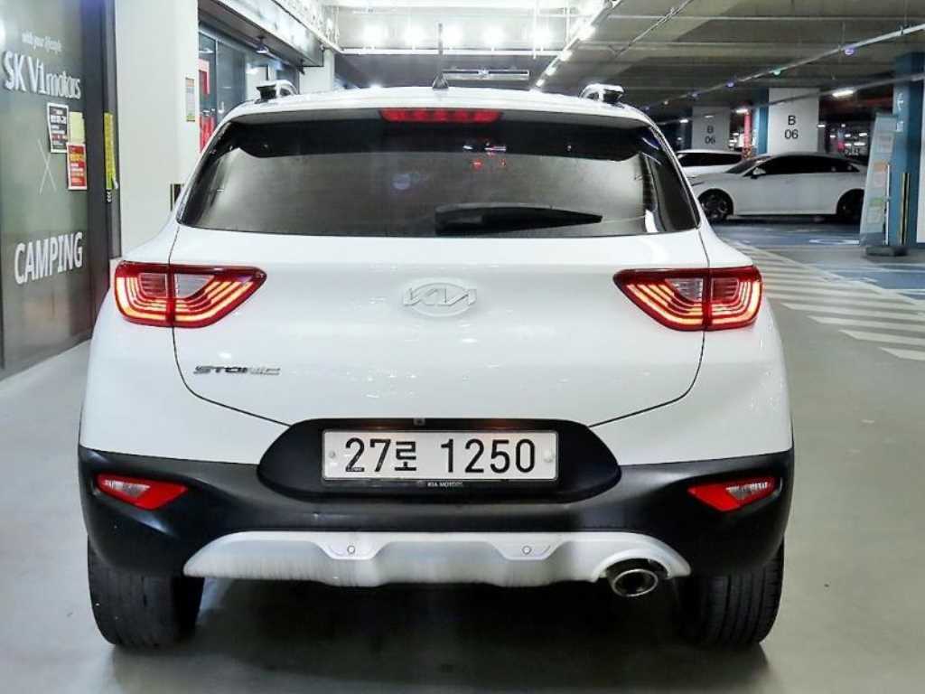 KIA Stonic - Vista 5