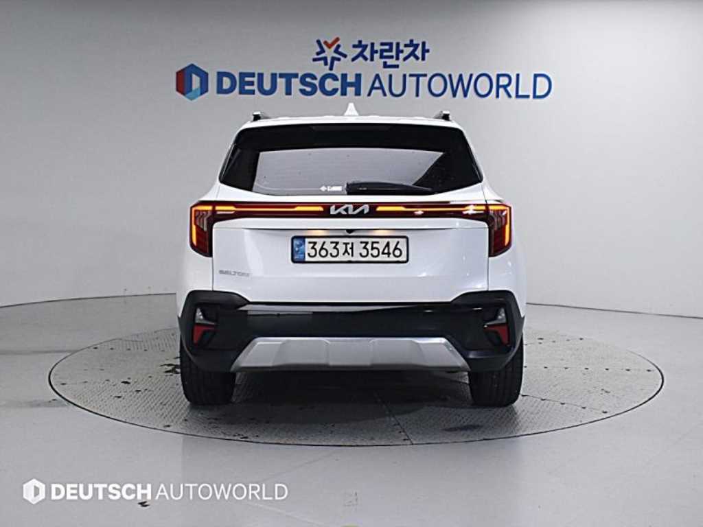 KIA Seltos - Vista 4