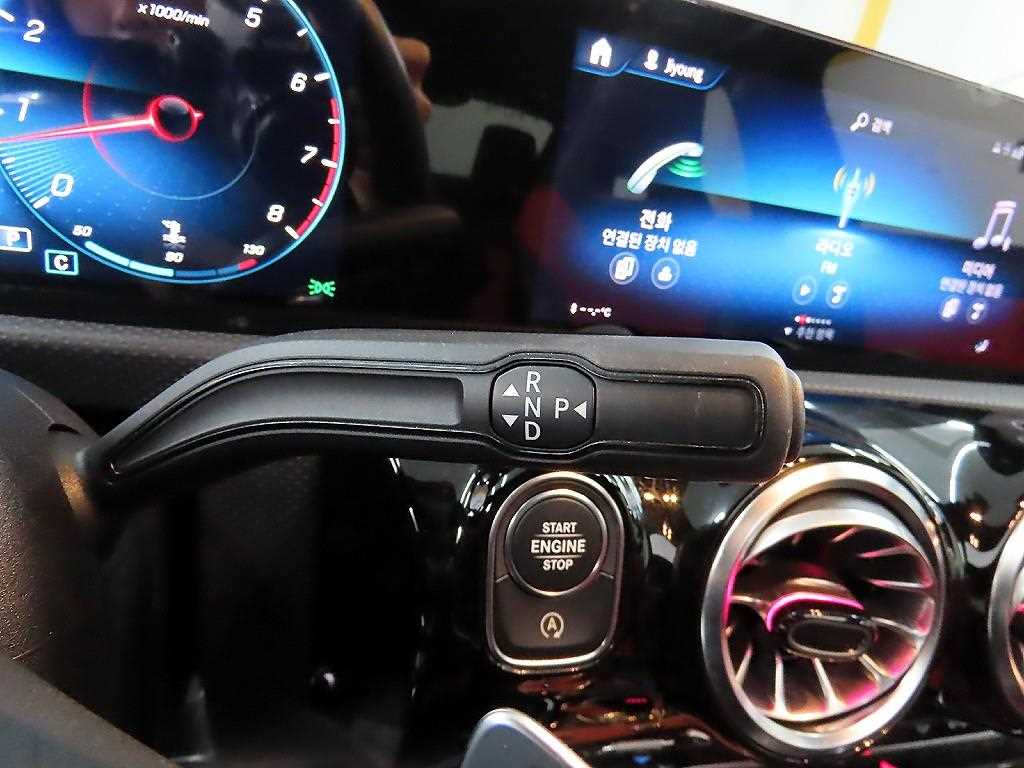 Mercedes Benz CLA Class - Vista 10