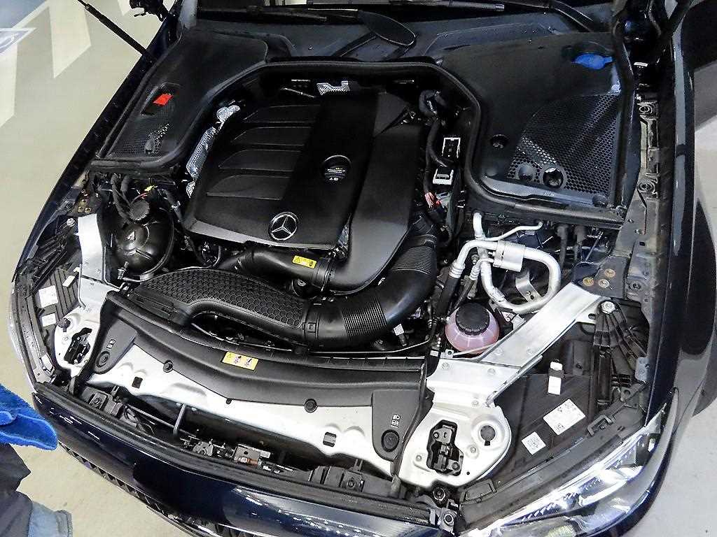 Mercedes Benz E class 2021 Azul - Importación desde Corea - HF Imports Iquique - Foto 19