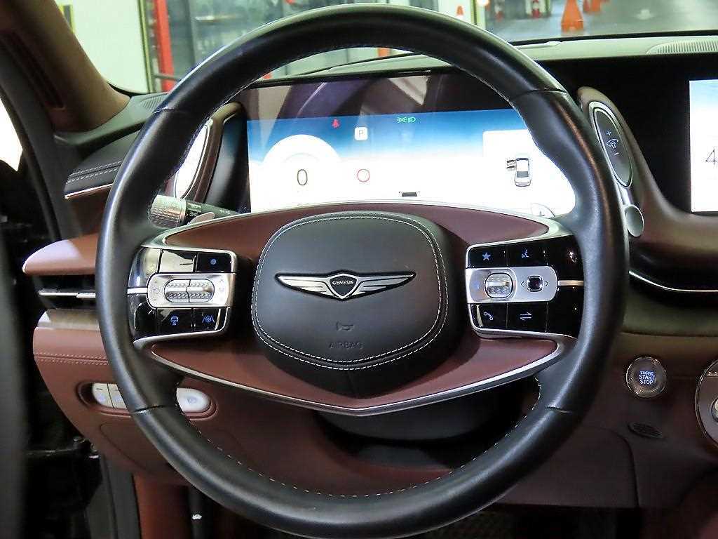 Genesis G90 - Vista 8