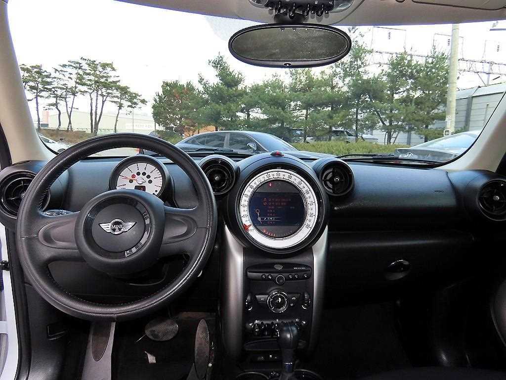 Mini Countryman - Vista 7