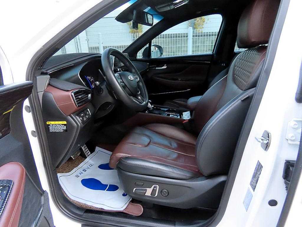 HYUNDAI Santa Fe - Vista 5