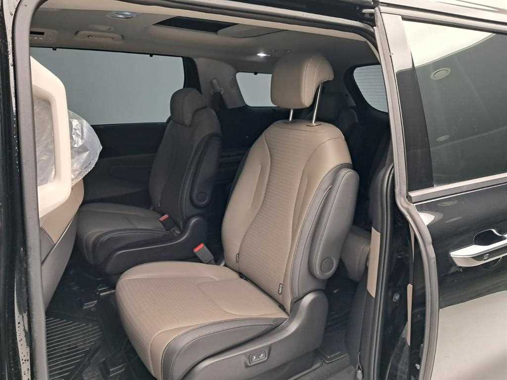 KIA Carnival 2024 Negro - Importación desde Corea - HF Imports Iquique - Foto 13