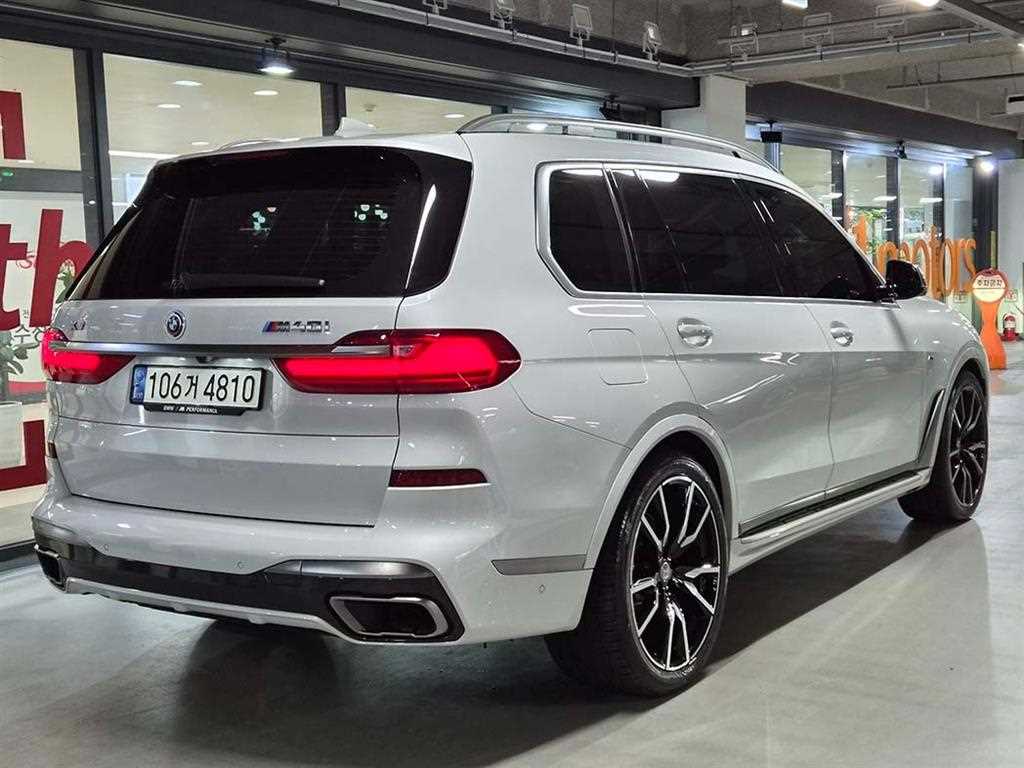BMW X7 - Vista 4