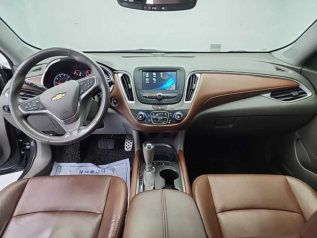 Chevrolet Malibu - Vista 7