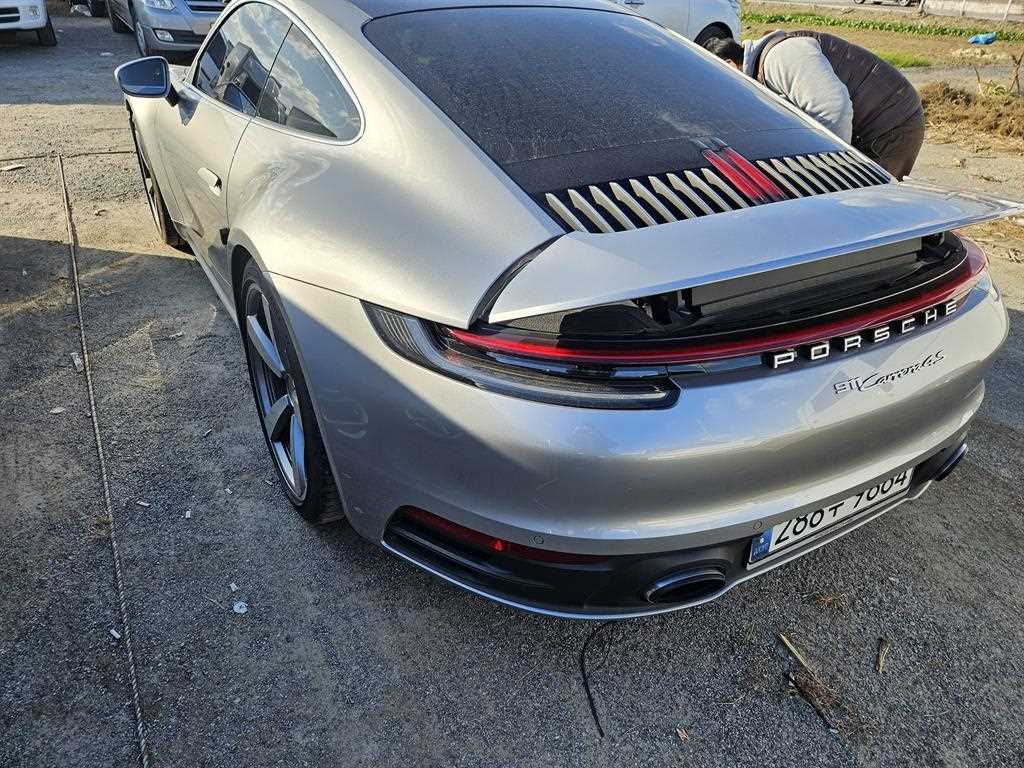 Porsche 911 - Vista 3