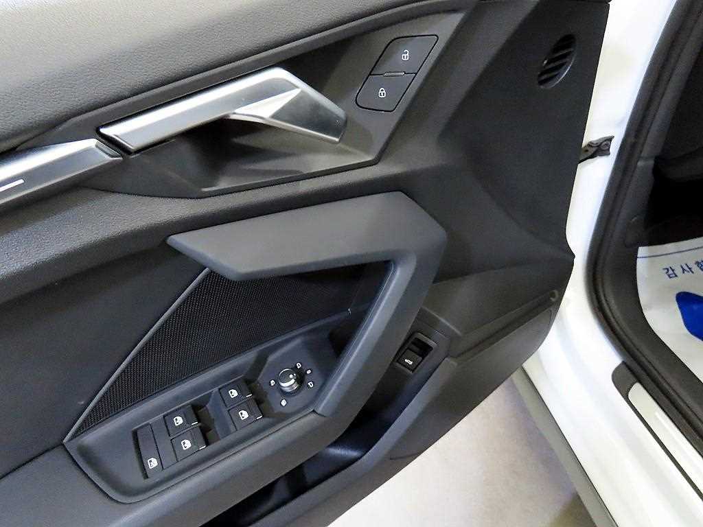 Audi A3 2023 Blanco - Importación desde Corea - HF Imports Iquique - Foto 13