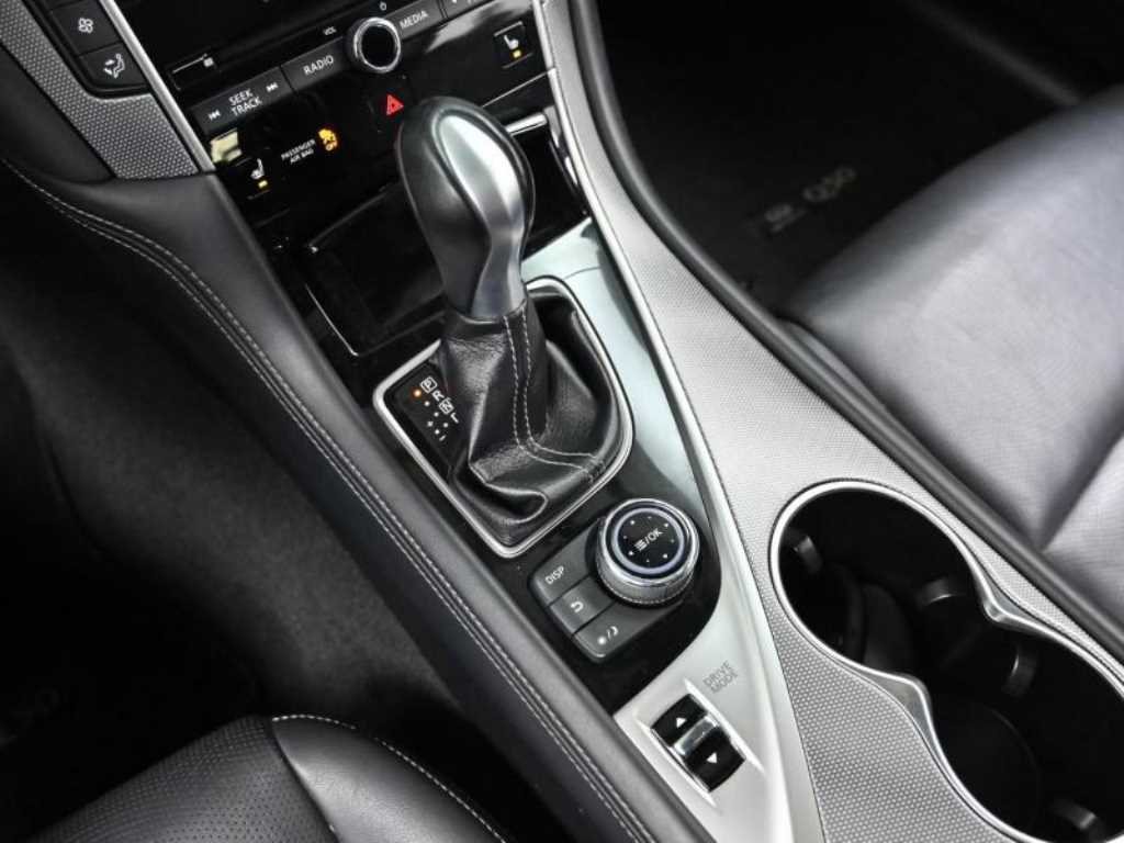 Infiniti Q - Vista 9